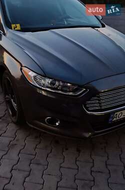 Седан Ford Fusion 2015 в 