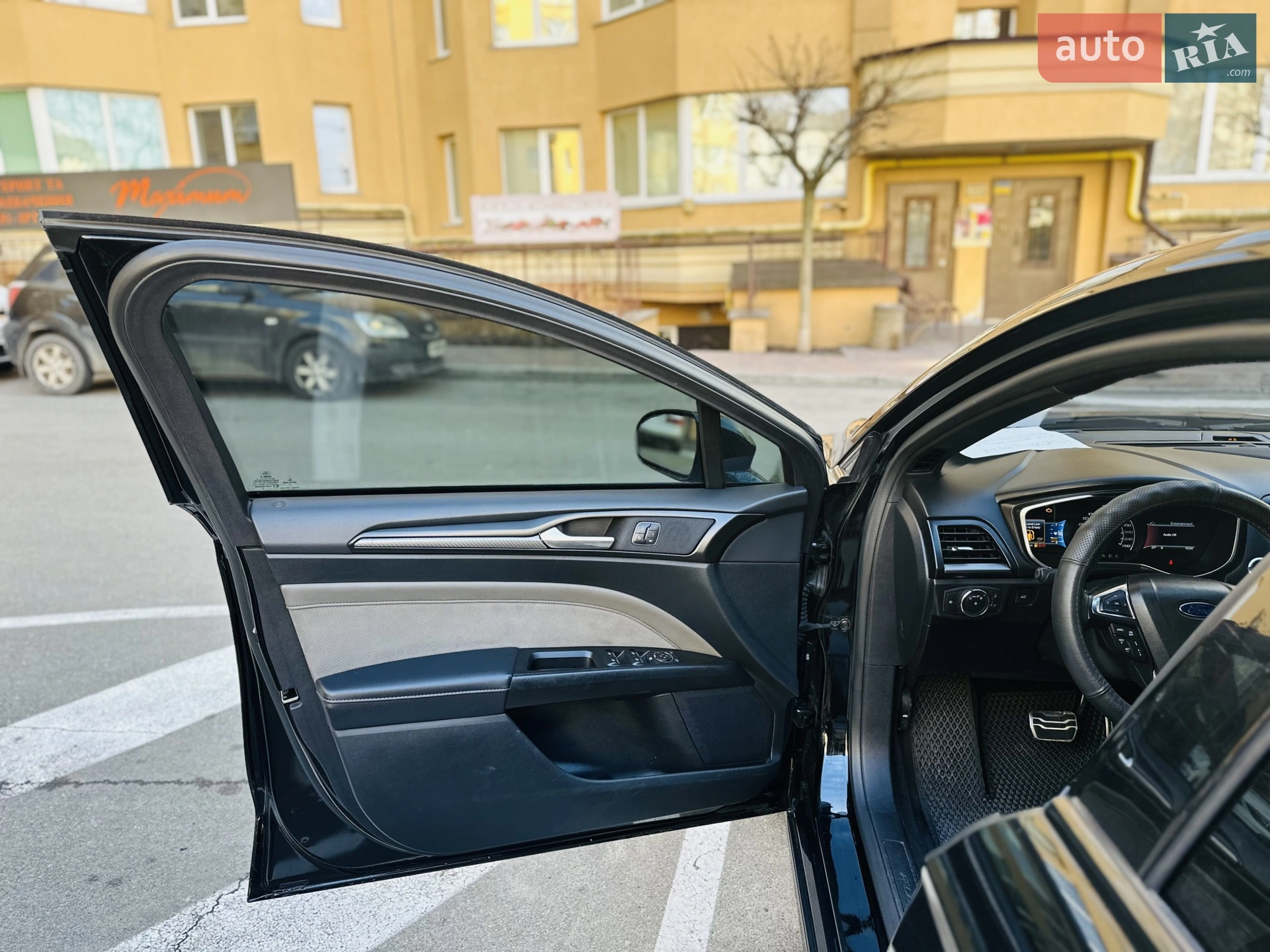 2016 Ford Fusion - мініатюра 17