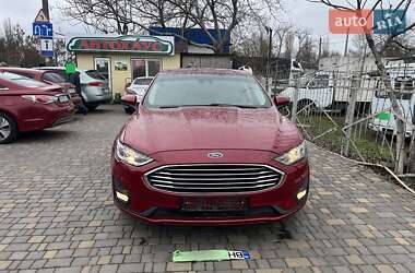 Седан Ford Fusion 2019 в 
