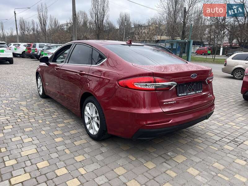 Седан Ford Fusion 2019 в Одессе