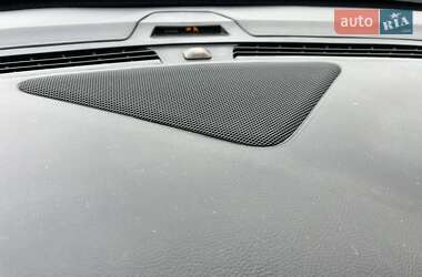 Седан Ford Fusion 2019 в 