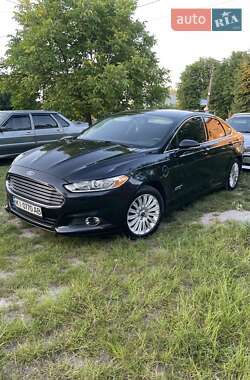 Седан Ford Fusion 2015 в Украинке
