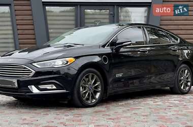 Седан Ford Fusion 2017 в 