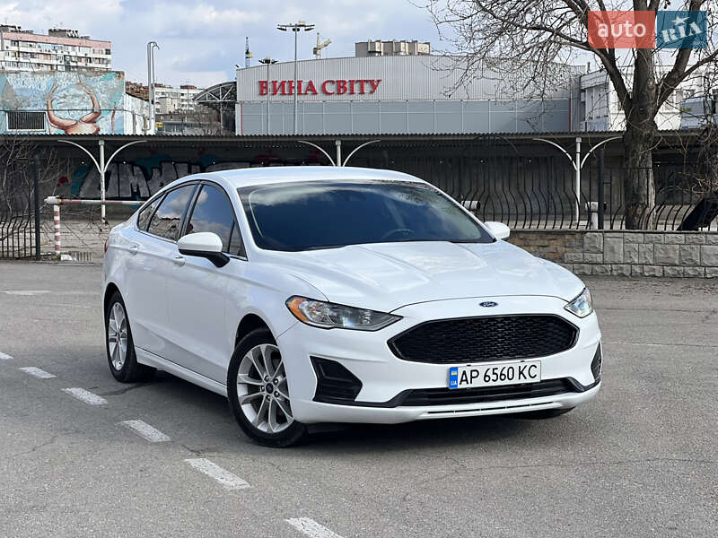 Седан Ford Fusion 2019 в Запоріжжі