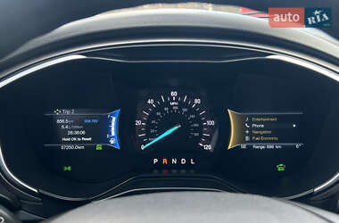 Седан Ford Fusion 2019 в 