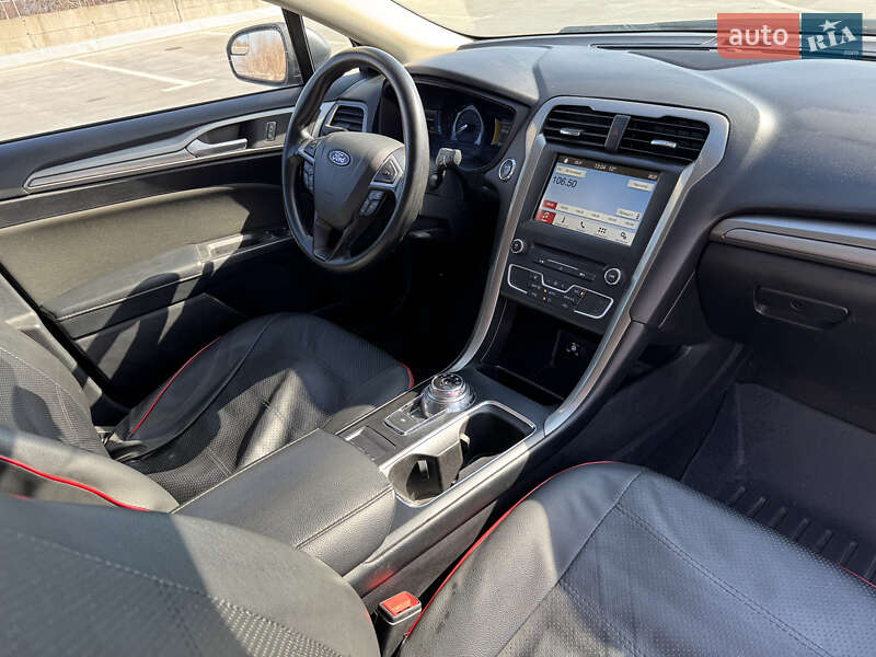 Седан Ford Fusion 2018 в Києві