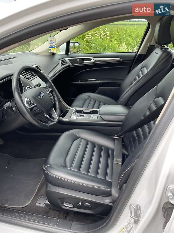 Седан Ford Fusion 2019 в Хмельницком