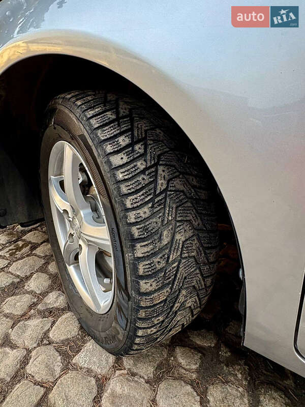 Седан Ford Fusion 2012 в Кропивницком