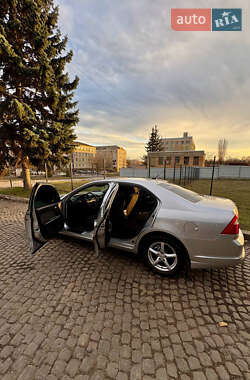 Седан Ford Fusion 2012 в 