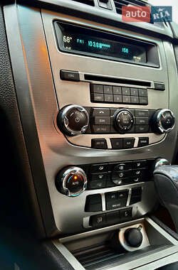 Седан Ford Fusion 2012 в 