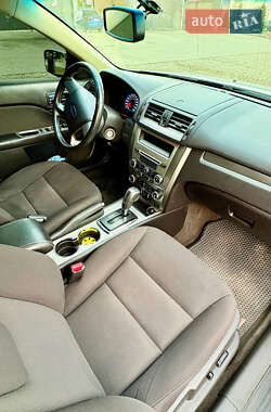 Седан Ford Fusion 2012 в 