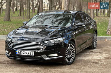 Седан Ford Fusion 2017 в 