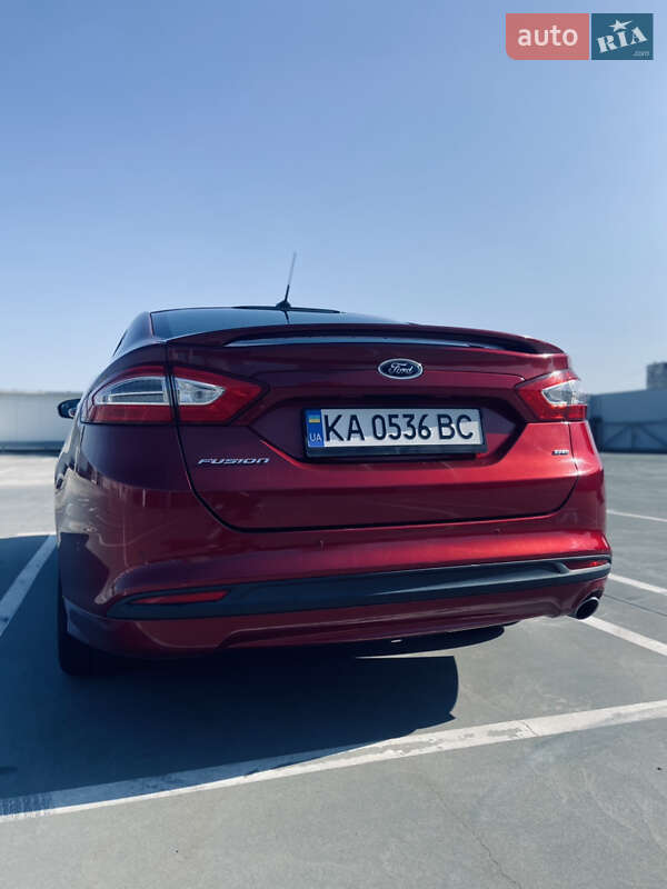 Седан Ford Fusion 2012 в Києві