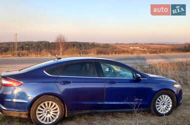 Седан Ford Fusion 2016 в Львові