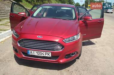 Седан Ford Fusion 2013 в 