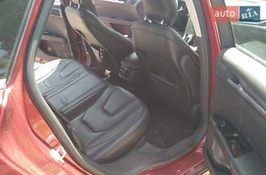 Седан Ford Fusion 2013 в 