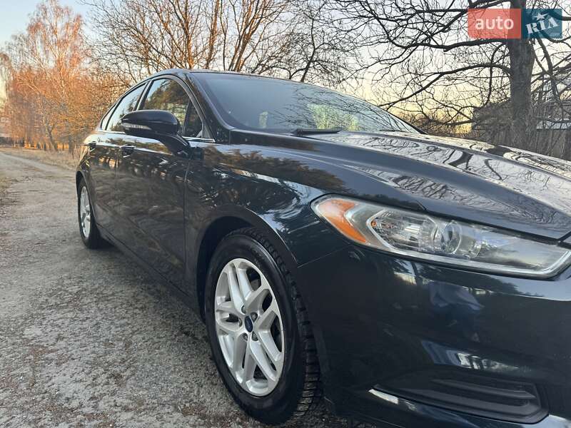 Седан Ford Fusion 2013 в Залещиках