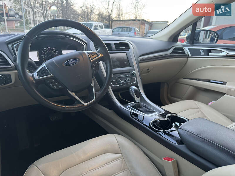 Седан Ford Fusion 2015 в Києві фото 12 Седан Ford Fusion 2015 в Києві