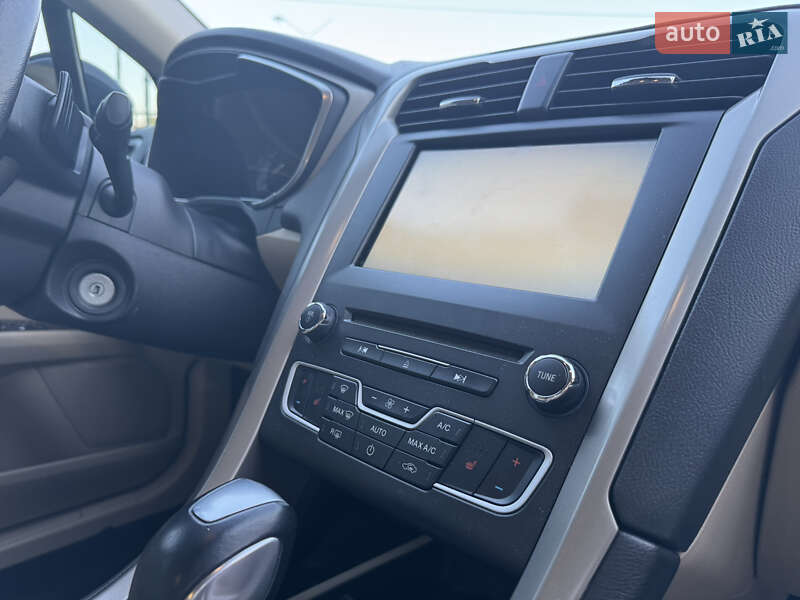 Седан Ford Fusion 2015 в Києві фото 17 Седан Ford Fusion 2015 в Києві