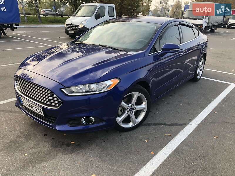 Ford Fusion 2015