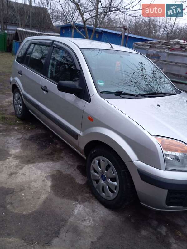 Хэтчбек Ford Fusion 2008 в Житомире