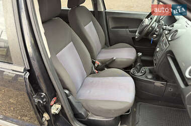 Хэтчбек Ford Fusion 2008 в 