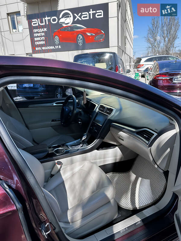 Седан Ford Fusion 2013 в Миколаєві