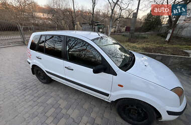 Хэтчбек Ford Fusion 2008 в 