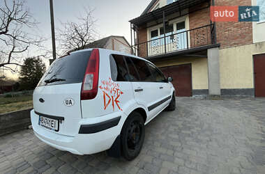 Хэтчбек Ford Fusion 2008 в 