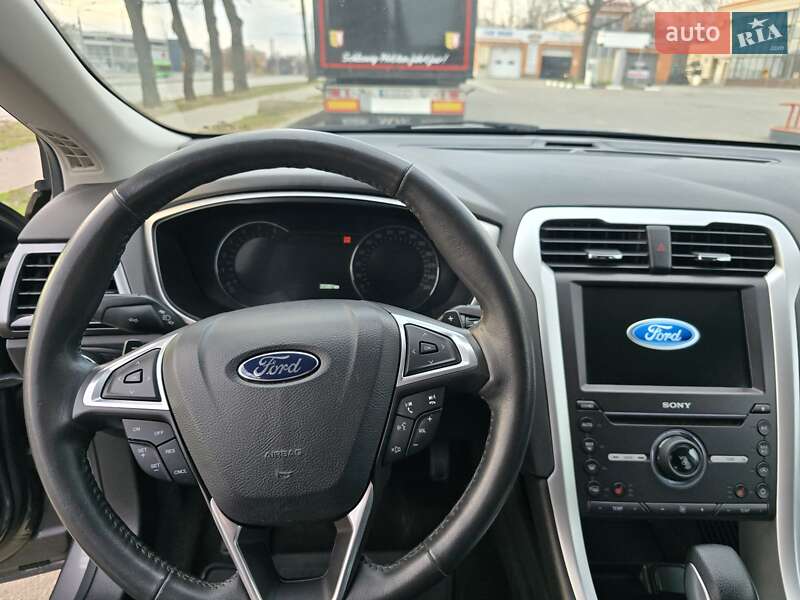 Седан Ford Fusion 2014 в Харькове