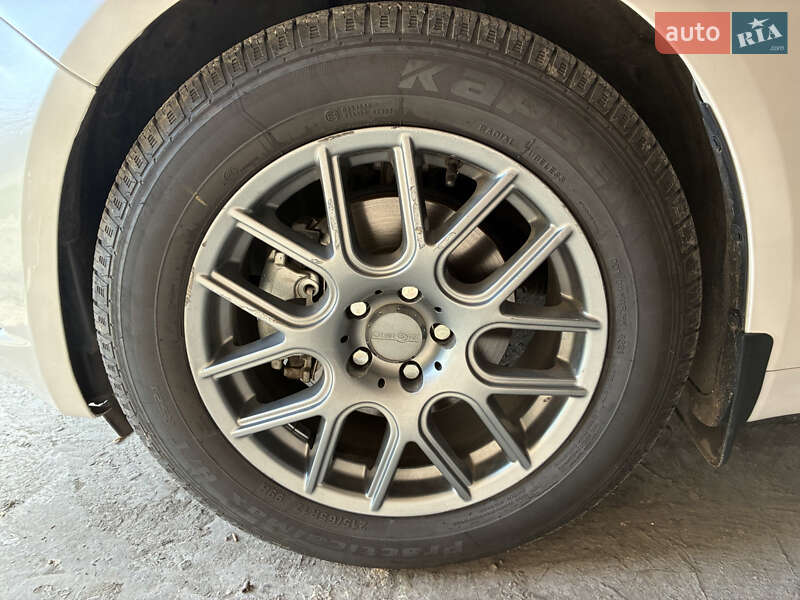 Седан Ford Fusion 2016 в Тернівці
