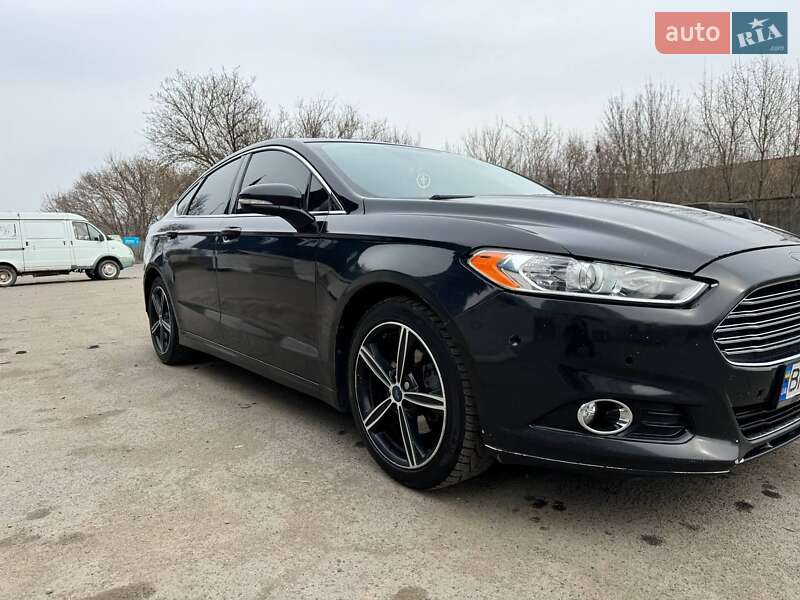 Седан Ford Fusion 2014 в Рівному