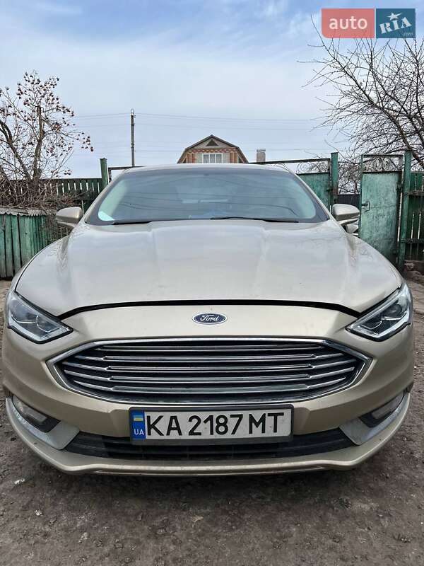 Седан Ford Fusion 2018 в Сквире