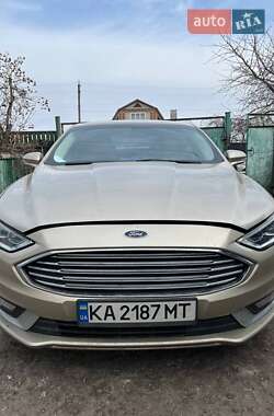 Седан Ford Fusion 2018 в 