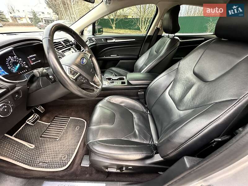 Седан Ford Fusion 2016 в Вінниці