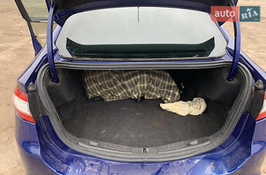 Седан Ford Fusion 2013 в 