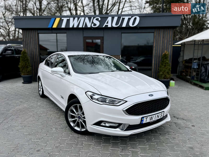 Седан Ford Fusion 2017 в Одесі