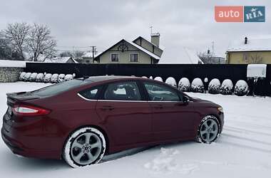 Седан Ford Fusion 2014 в 