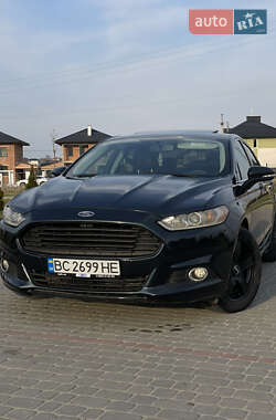 Седан Ford Fusion 2013 в Львове