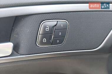 Седан Ford Fusion 2013 в 