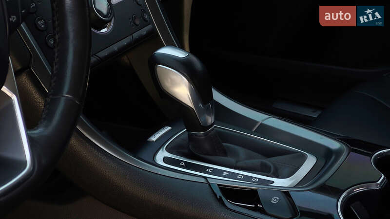 Седан Ford Fusion 2016 в Дніпрі