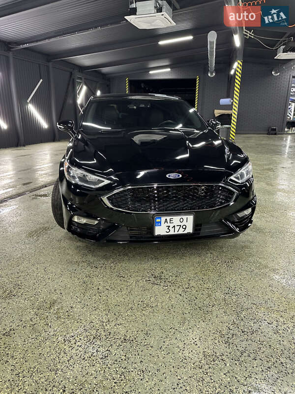 Седан Ford Fusion 2017 в Кривому Розі