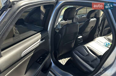 Седан Ford Fusion 2014 в 