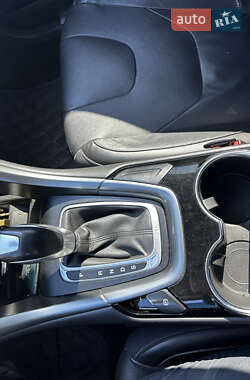 Седан Ford Fusion 2014 в 