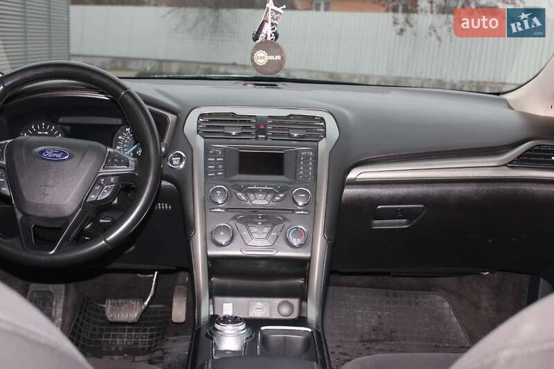 Седан Ford Fusion 2016 в Киеве