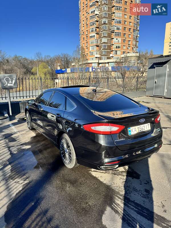 Седан Ford Fusion 2015 в Києві