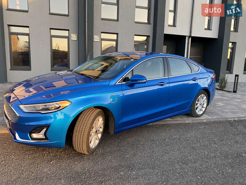 Седан Ford Fusion 2019 в Киеве фото 23 Седан Ford Fusion 2019 в Киеве