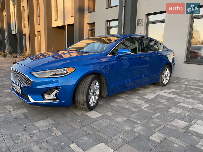 Седан Ford Fusion 2019 в Киеве фото 43 Седан Ford Fusion 2019 в Киеве