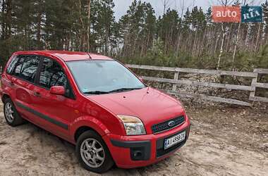 Хэтчбек Ford Fusion 2008 в 