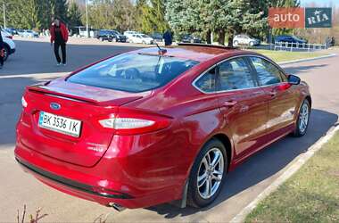 Седан Ford Fusion 2015 в 